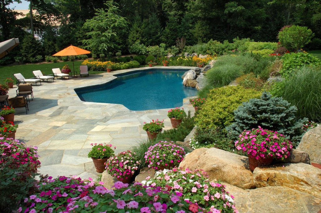 Fabulous Pool Deck Ideas, Outdoor Pool Patio Decor