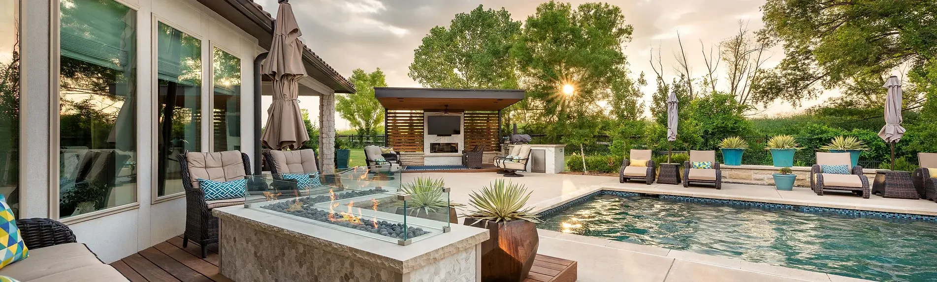 0e86fc_466e1de307fa427cbdc5c56d95c8d1b3mv2