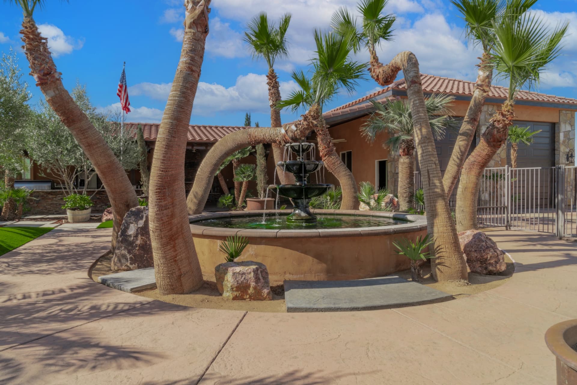 315552089_105806955685092_4817483407091241238_n-1