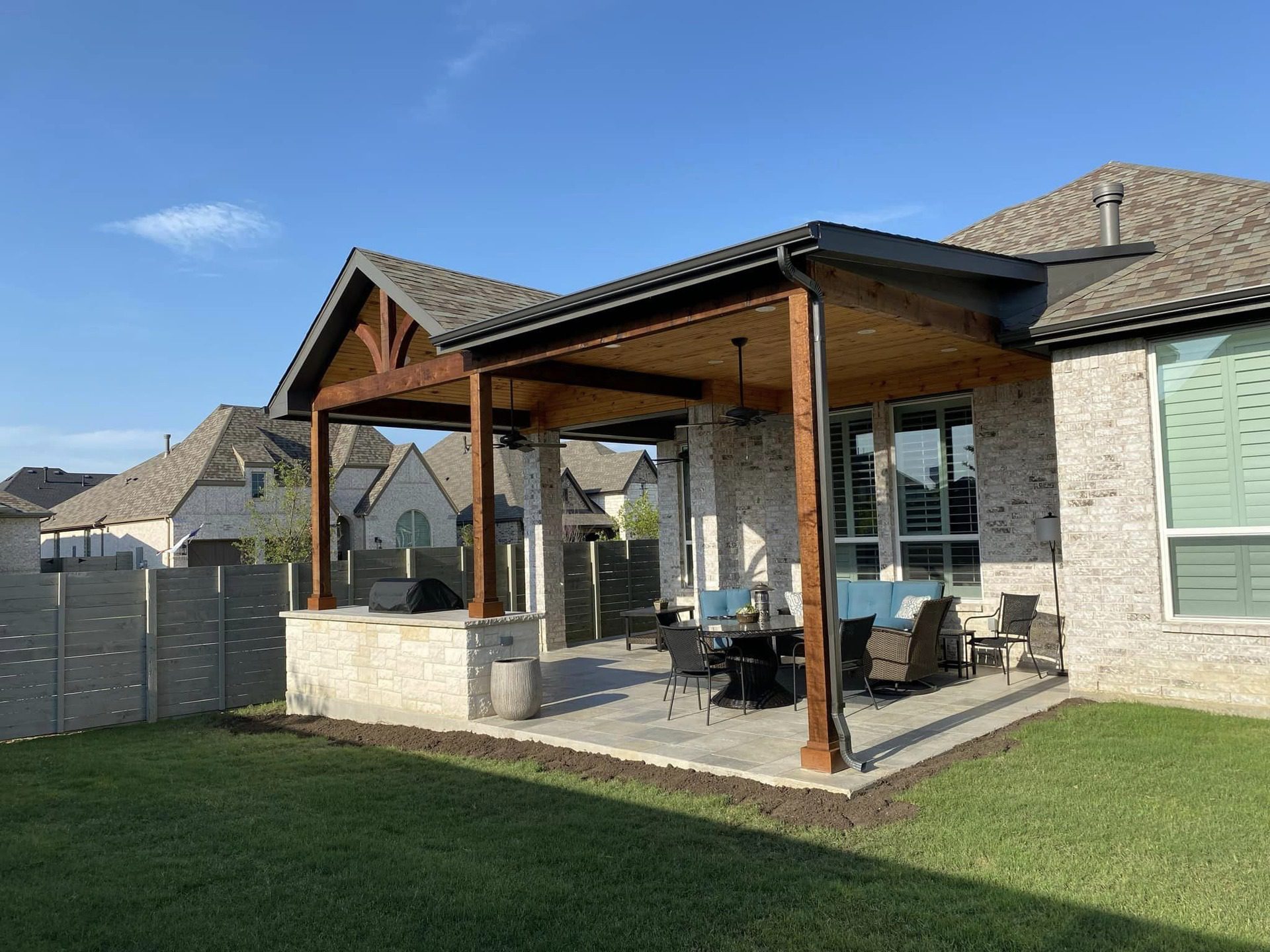 358072125_745426874258190_6147436767527228144_n-1