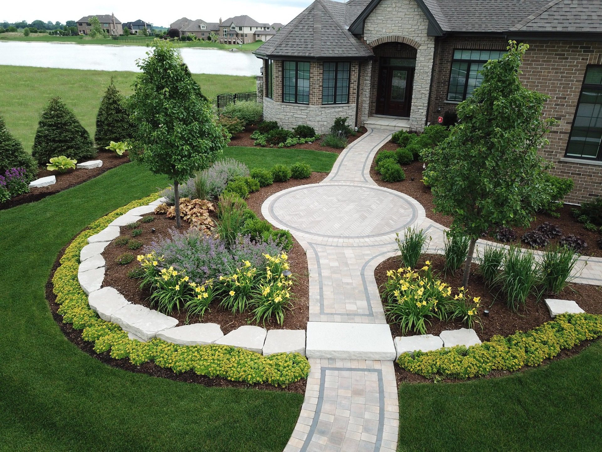 53932220_10157106707677088_9046984653495336960_n