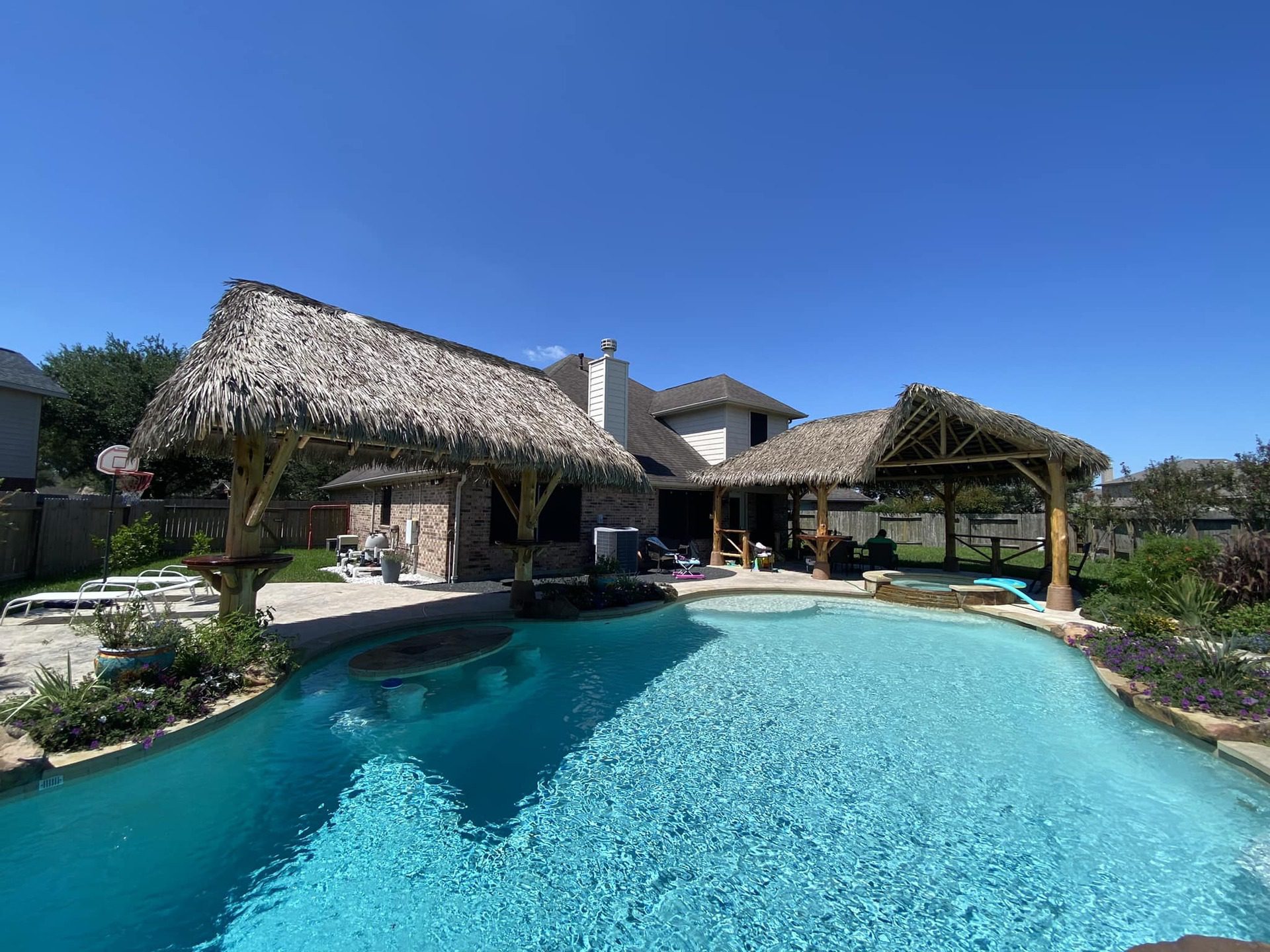 6348266fffbbbf232d8af2df_Residential-Palapas