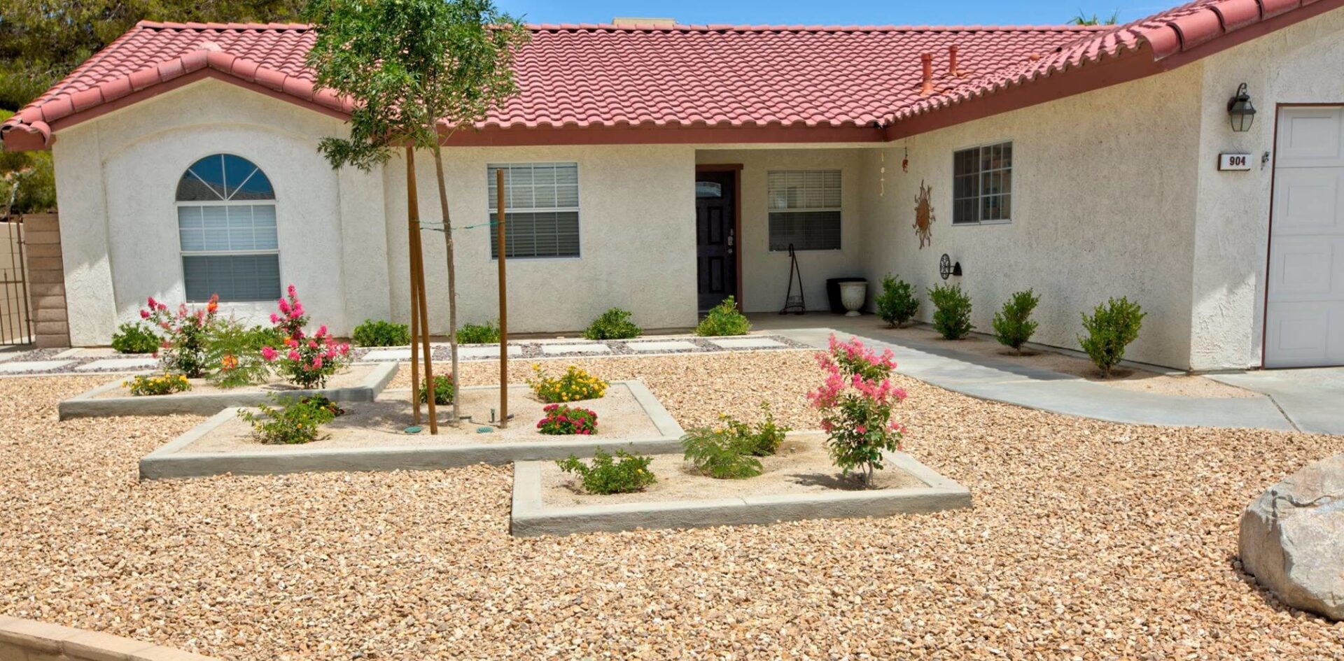 bernie-banner-e1649359783274