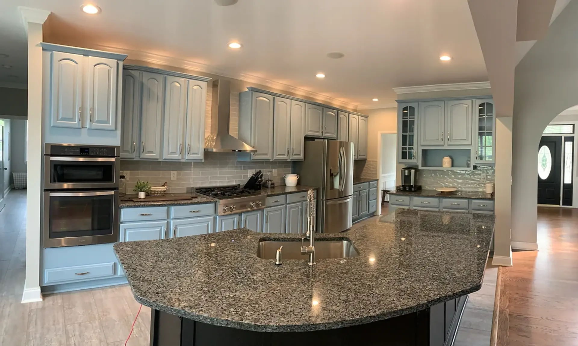 fb8258_a662c597a96447158f74914b794d1030mv2